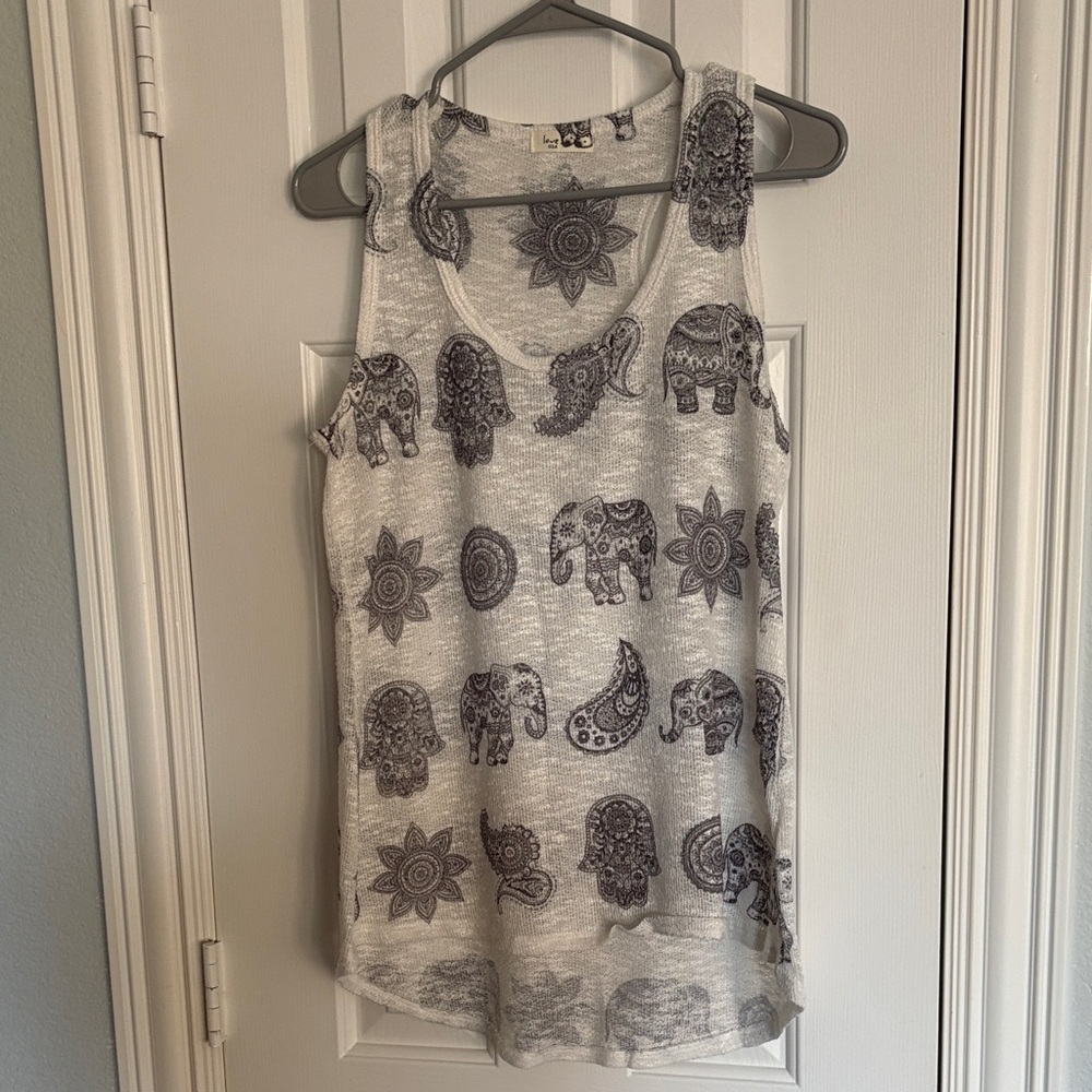 Cream & Gray Elephant Print Tank Top